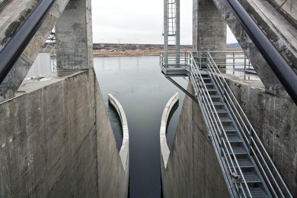 Closed Dam Floodgate
